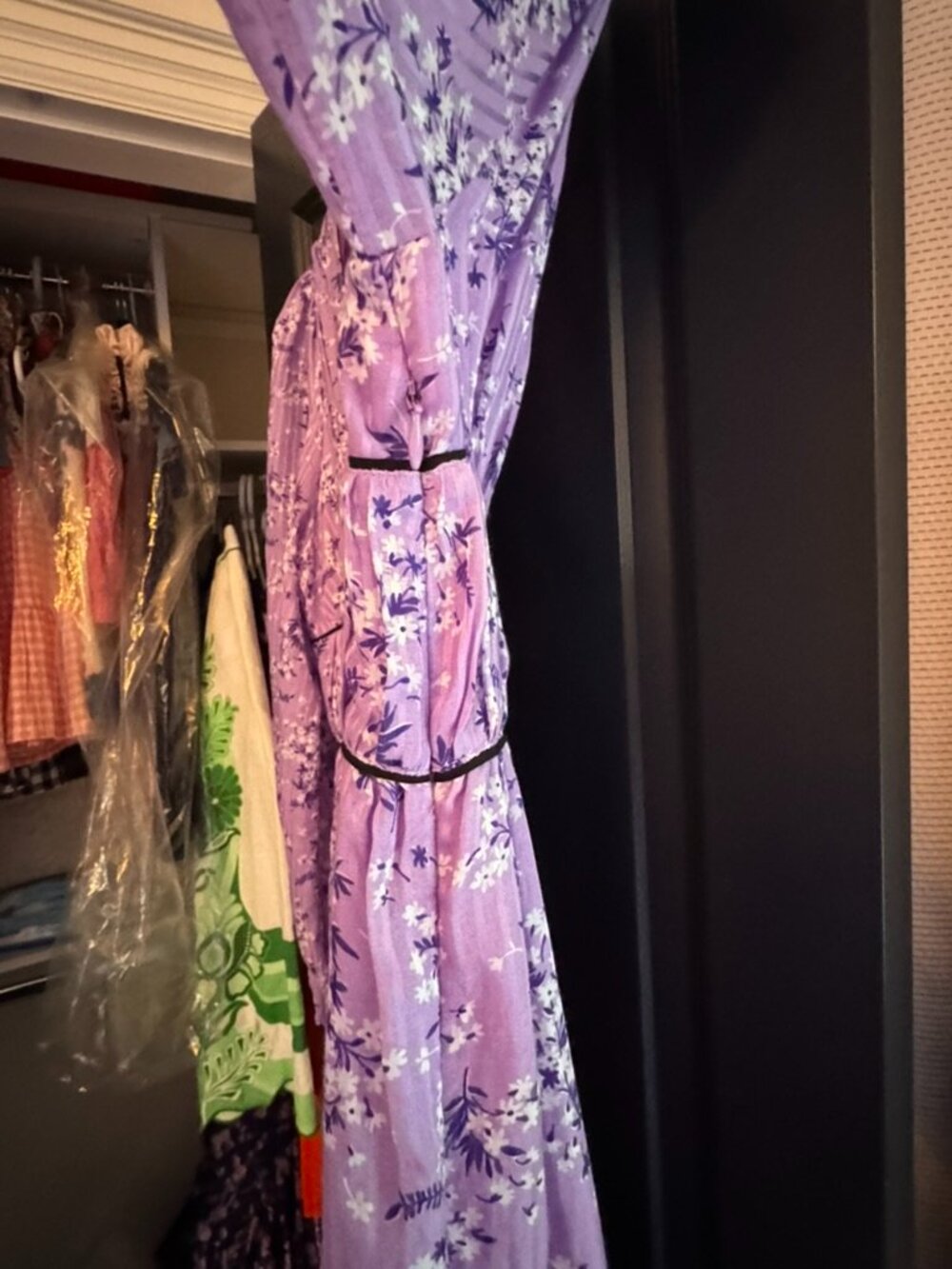 Ulla Johnson Dress Size 12 - Purple & White Floral Ruffled Dress - Picture 6 of 9